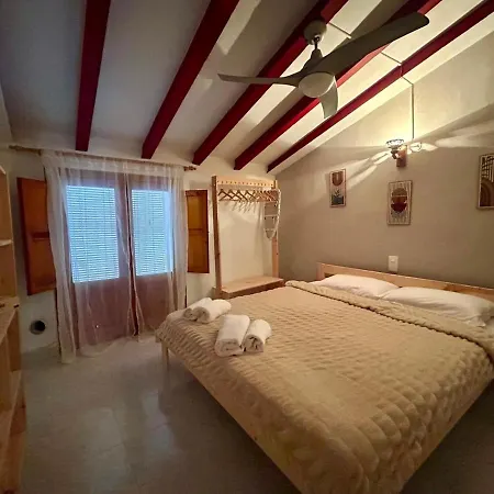 Casa De Pueblo Raval بيت للعطل تيولادا