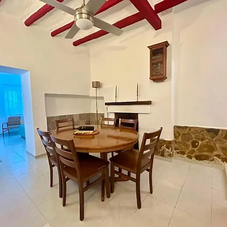 Casa Completa Con Terrazas, Pueblos Con Encanto Tatil Evi Teulada