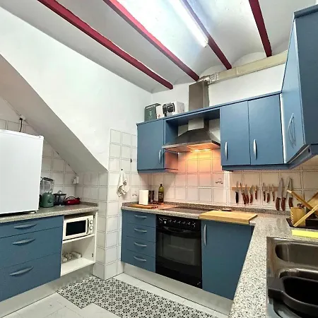 Casa De Pueblo Raval بيت للعطل *