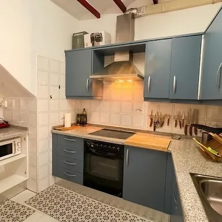 Casa De Pueblo Raval تيولادا